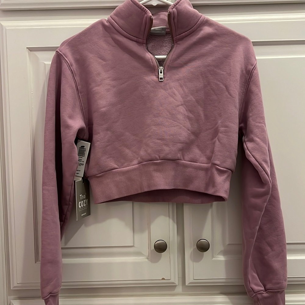 NWT aritzia tna 1/4 zip cozy fleece (cropped)